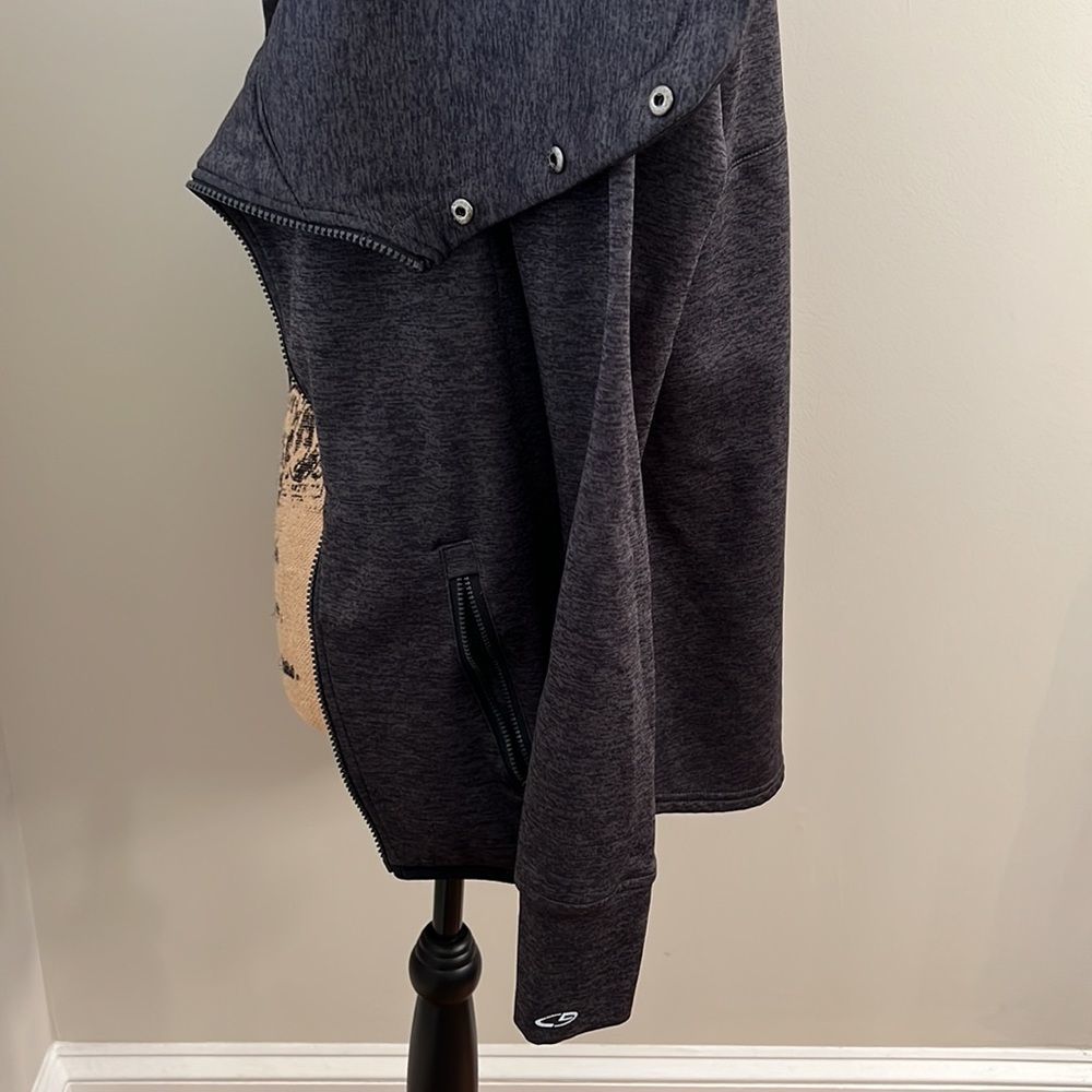 Champion Jacket‼️ - Picture 5 of 12